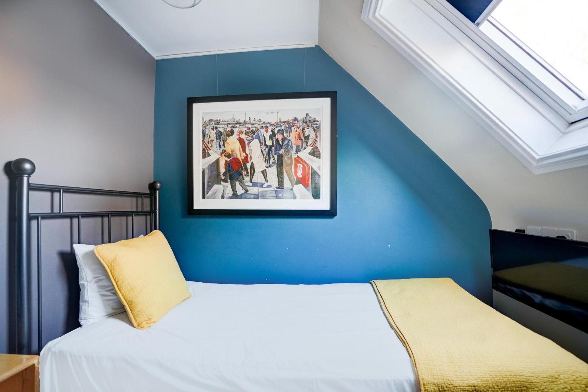 Dancenter Southwark Near Bridge 3* Londres