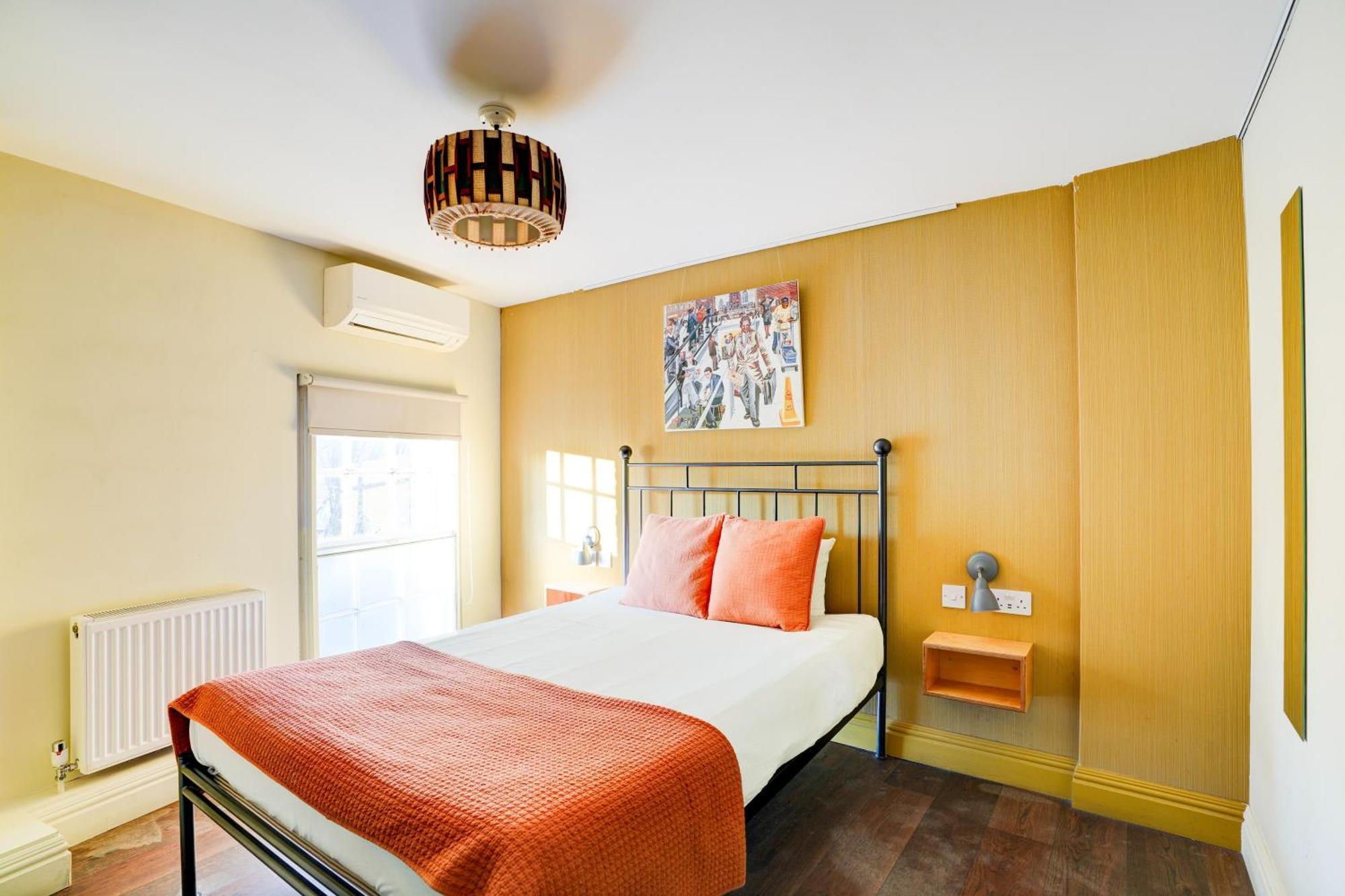 Dancenter Southwark Near Bridge 3* Londres